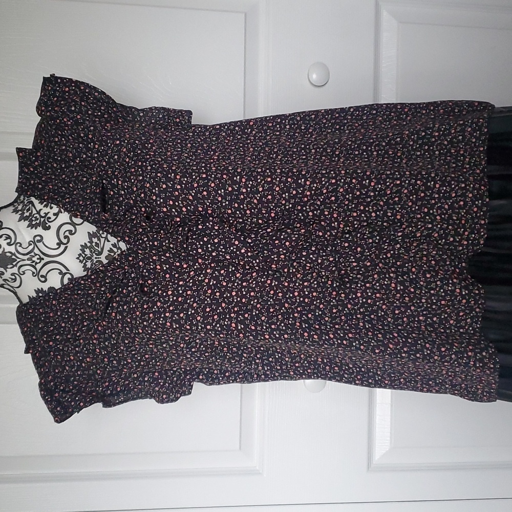 Everleigh Black & Pink Floral Sleevless Blouse